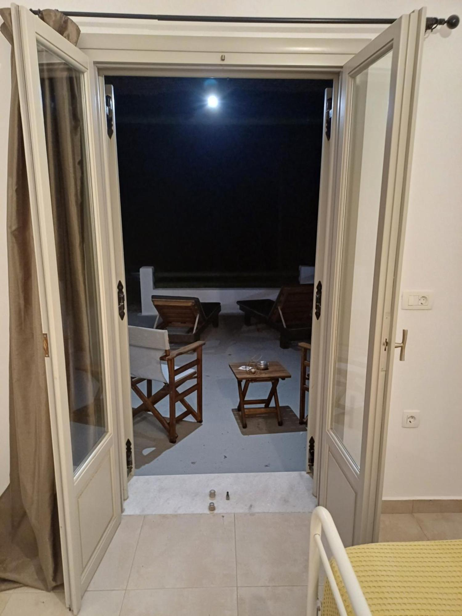 Вилла 'Irene' Cycladic House With Sunrise And Sea View! Foinikia  Экстерьер фото