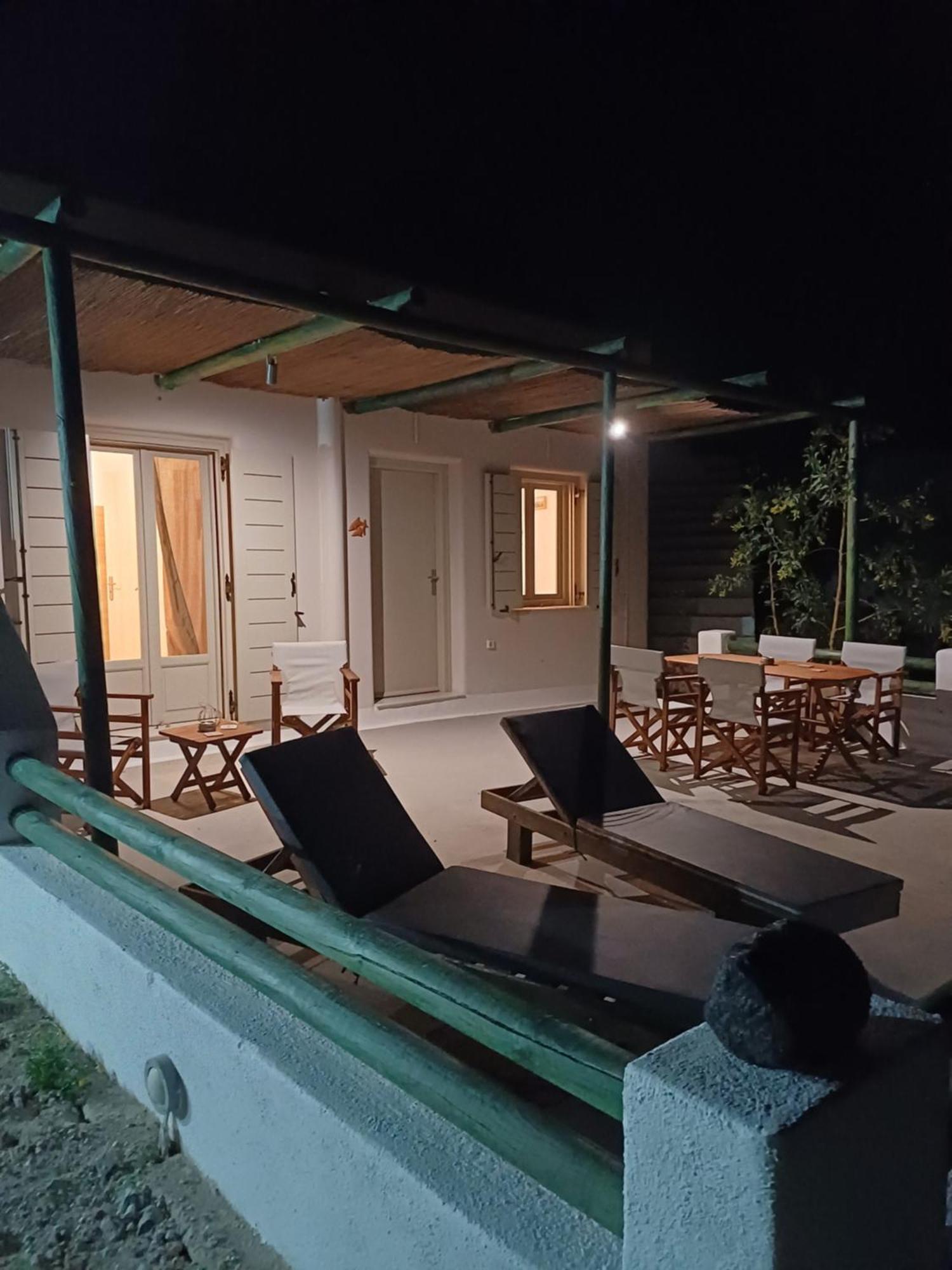 Вилла 'Irene' Cycladic House With Sunrise And Sea View! Foinikia  Экстерьер фото