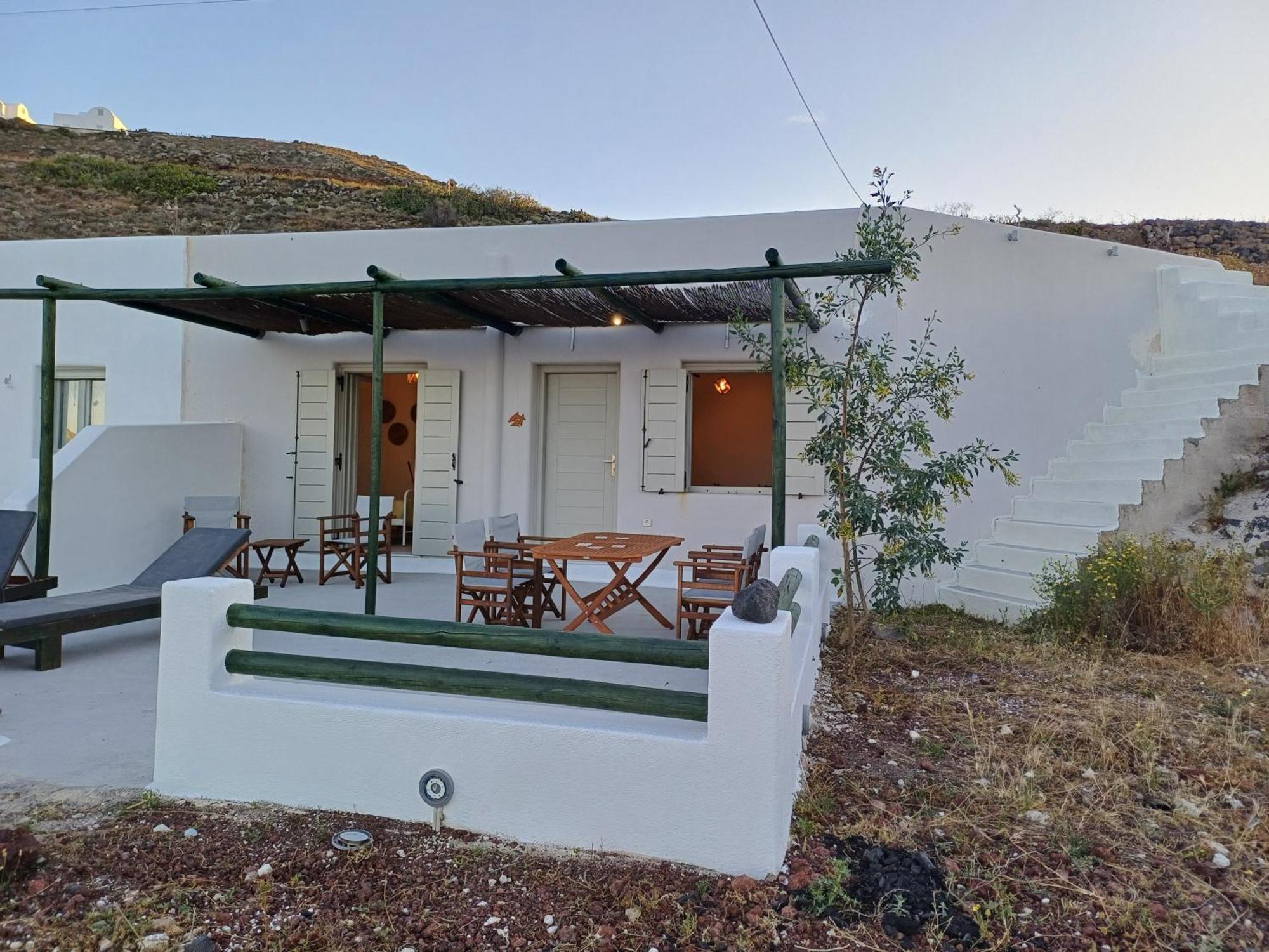 Вилла 'Irene' Cycladic House With Sunrise And Sea View! Foinikia  Экстерьер фото