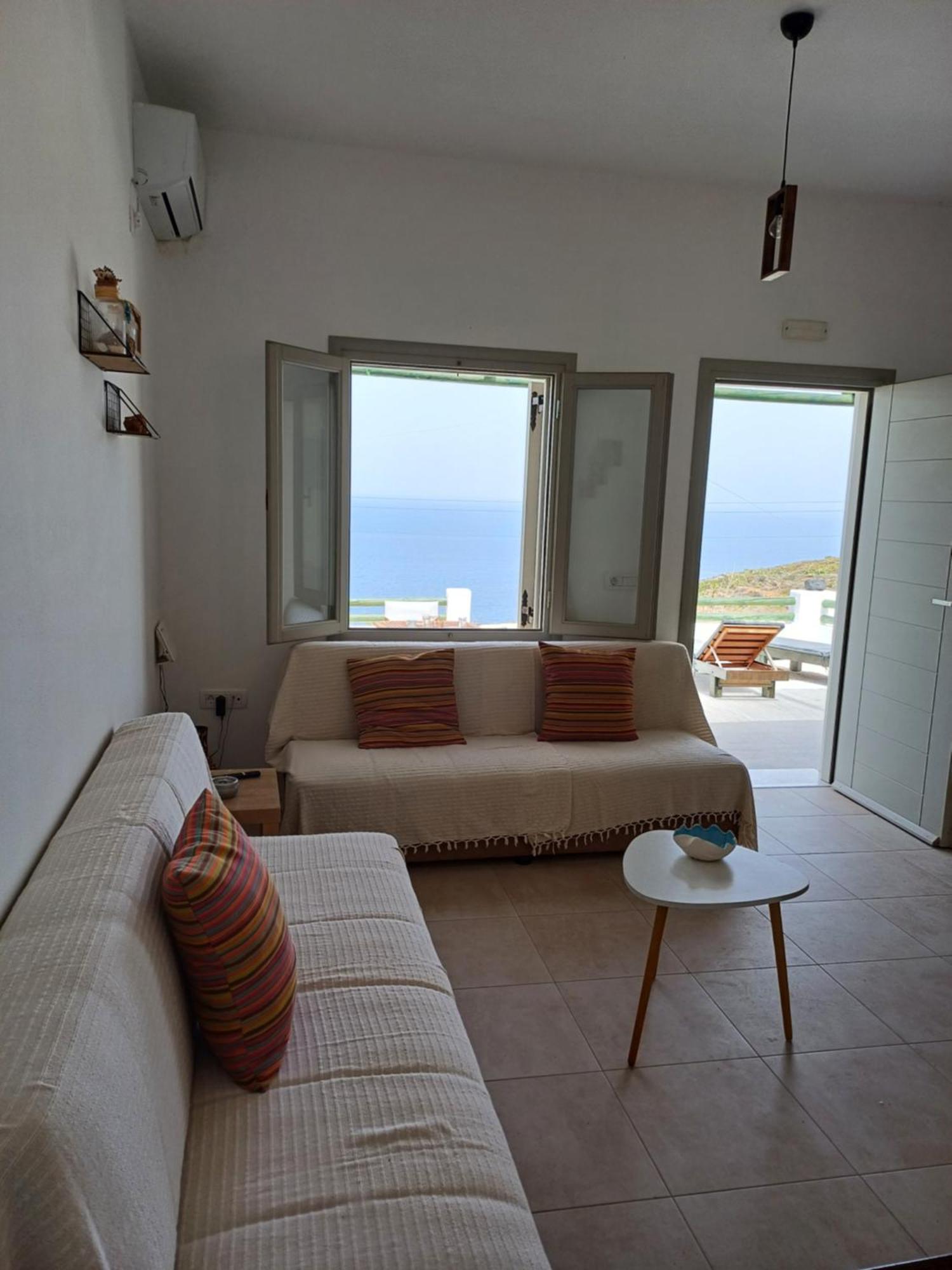 Вилла 'Irene' Cycladic House With Sunrise And Sea View! Foinikia  Экстерьер фото