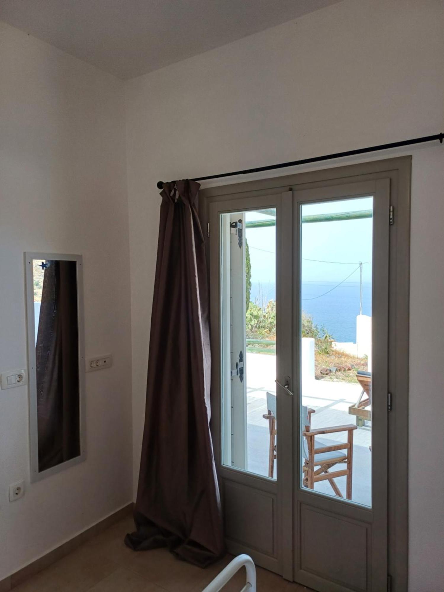 Вилла 'Irene' Cycladic House With Sunrise And Sea View! Foinikia  Экстерьер фото