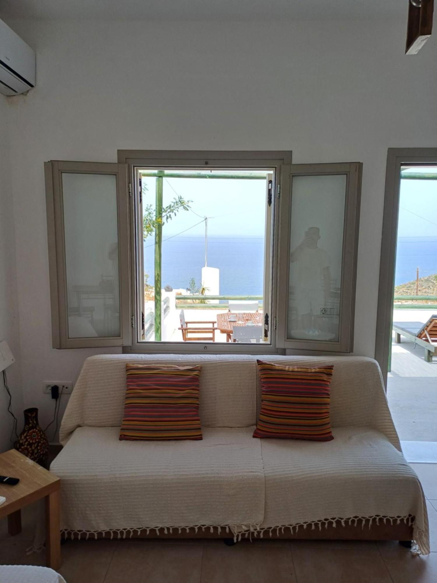 Вилла 'Irene' Cycladic House With Sunrise And Sea View! Foinikia  Экстерьер фото