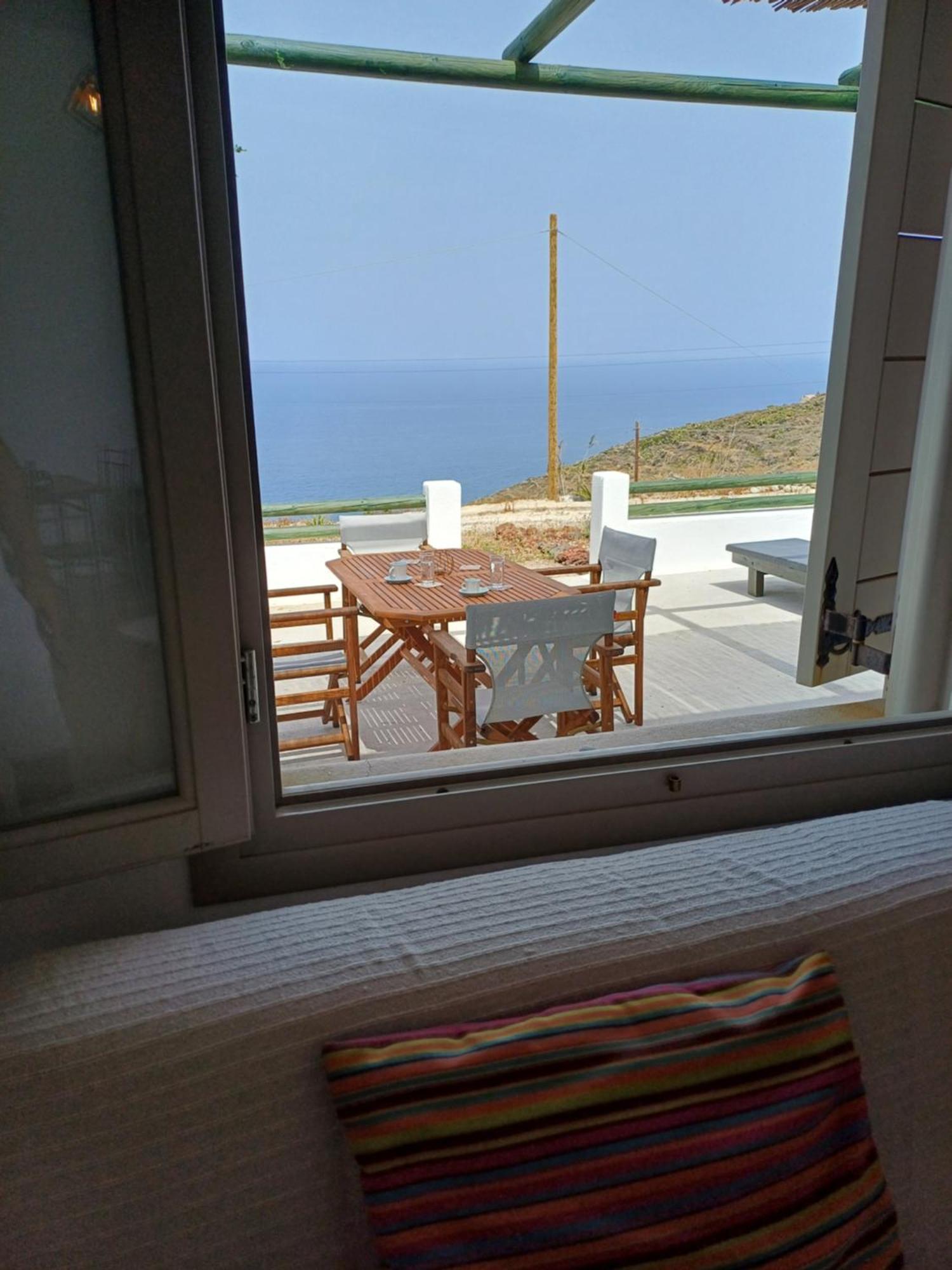 Вилла 'Irene' Cycladic House With Sunrise And Sea View! Foinikia  Экстерьер фото